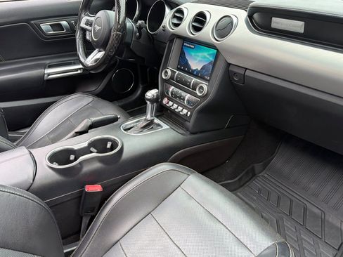 Used 2019 Ford Mustang Premium RWD image 15