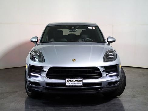 Used 2020 Porsche Macan AWD/4WD image 9