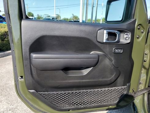 Used 2021 Jeep Wrangler Unlimited Sport AWD/4WD image 14
