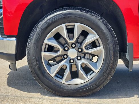 Used 2021 Chevrolet Silverado 1500 LT RWD image 11