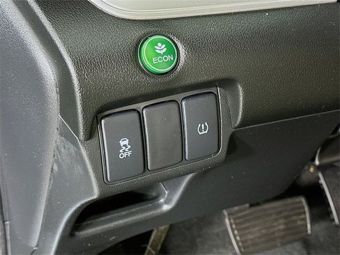 Used 2016 Honda CR-V SE image 18