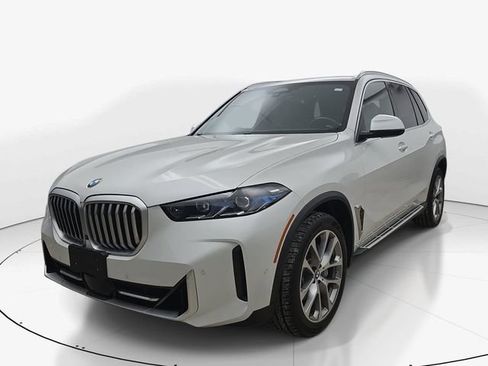 Used 2024 BMW X5 xDrive40i AWD/4WD image 10