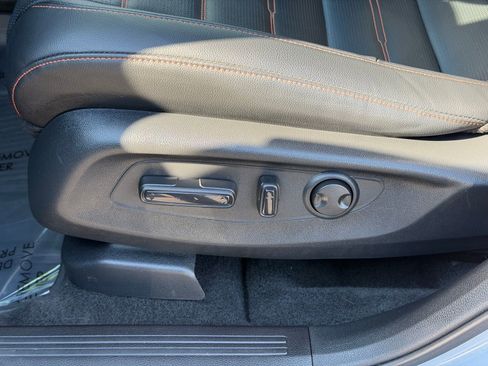 Used 2025 Honda CR-V Sport-L image 14