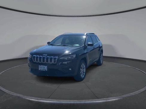 Used 2020 Jeep Cherokee Latitude Plus w/ Comfort/Convenience Group AWD/4WD image 5
