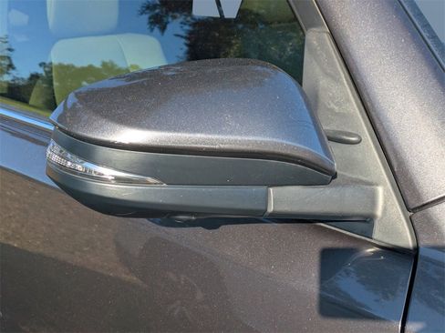 Used 2022 Toyota 4Runner Limited image 10