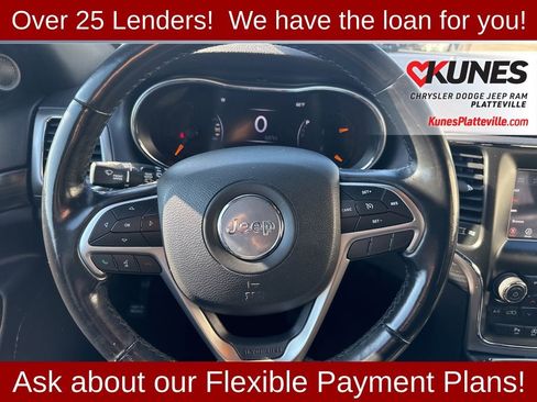 Used 2019 Jeep Grand Cherokee Laredo w/ Security & Convenience Group image 18