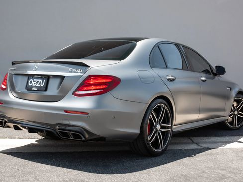 Used 2018 Mercedes-Benz E 63 AMG S image 36