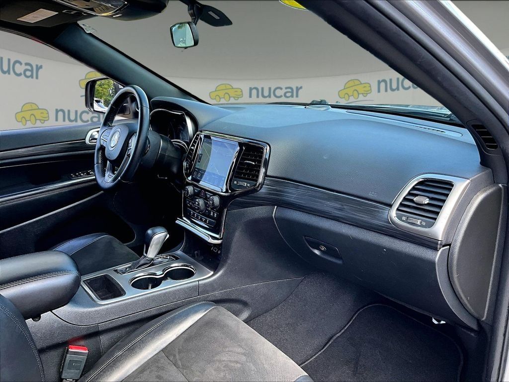 Used 2021 Jeep Grand Cherokee Laredo X AWD/4WD image 14