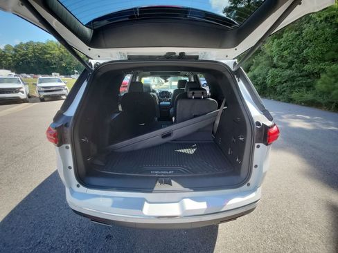 Certified 2023 Chevrolet Traverse High Country image 31