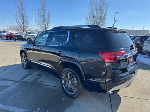 Used 2017 GMC Acadia Denali w/ Technology Package image 5