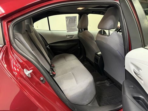 Used 2022 Toyota Corolla SE image 17