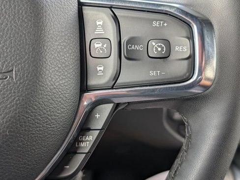Used 2025 RAM 1500 Laramie AWD/4WD image 25