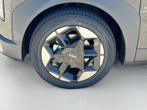 New 2027 Kia Seltos S FWD image 29