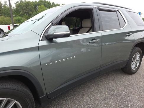 Used 2022 Chevrolet Traverse LT AWD/4WD image 14