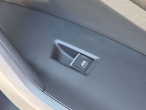 Used 2026 Volkswagen Jetta Sport FWD image 33