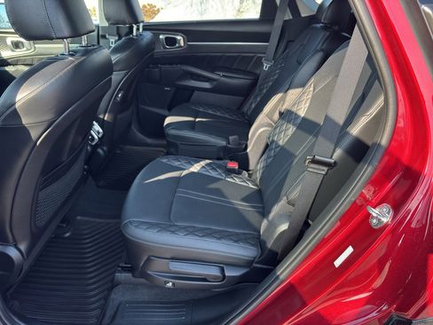 Certified 2023 Kia Sorento SX image 13