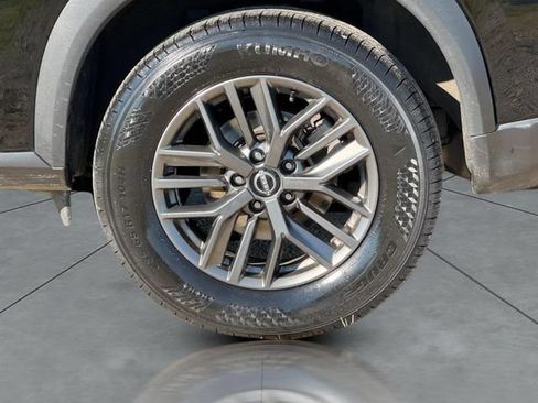 Certified 2024 Nissan Rogue S FWD image 10