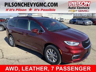 Used 2022 Chrysler Pacifica Touring-L
