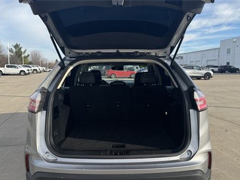 Used 2022 Ford Edge SEL image 32