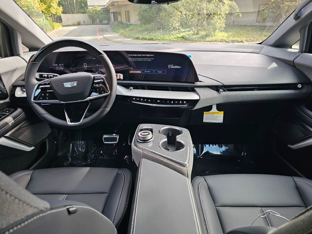 New 2027 Cadillac Optiq Sport AWD/4WD image 22
