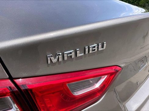 Used 2023 Chevrolet Malibu LT FWD image 21