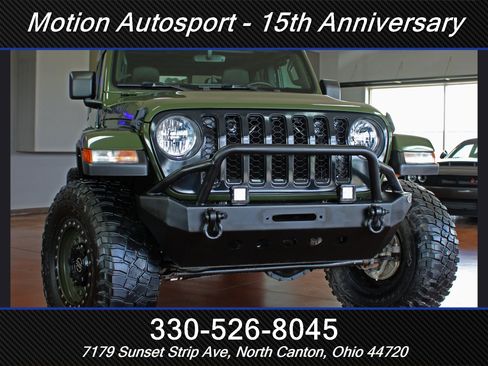 Used 2021 Jeep Gladiator Overland w/ Uconnect 4C Nav & Sound Group AWD/4WD image 56