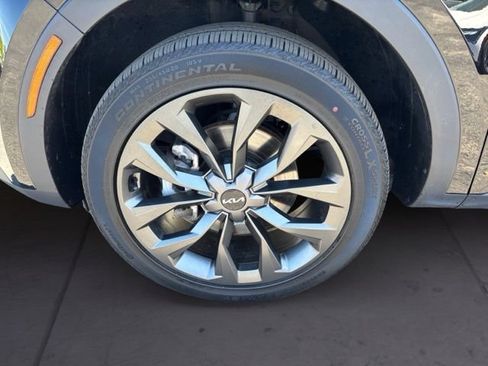 Certified 2023 Kia Sorento X-Line EX AWD/4WD image 9