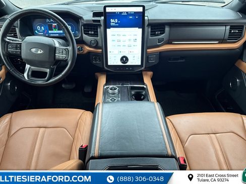 Used 2023 Ford Expedition Max Platinum image 18