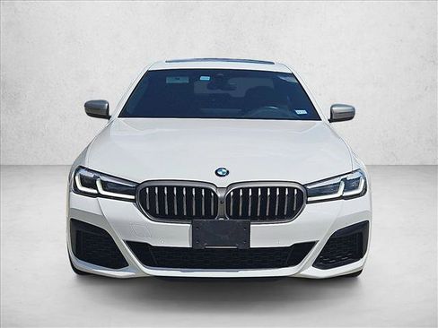 Used 2021 BMW M550i xDrive w/ Executive Package AWD/4WD image 2