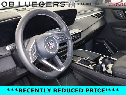 Certified 2025 Buick Enclave Sport Touring AWD/4WD image 11