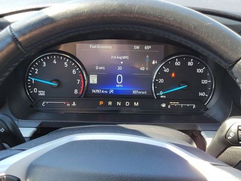 Used 2021 Ford Explorer XLT w/ Equipment Group 202A AWD/4WD image 12