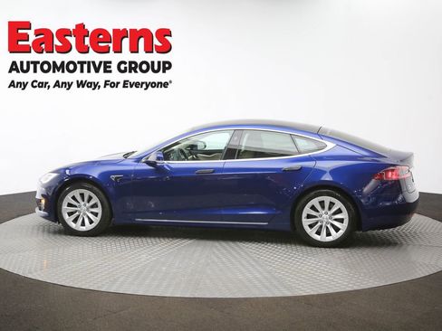 Used 2017 Tesla Model S 90D image 58