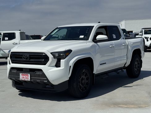 New 2026 Toyota Tacoma SR5 AWD/4WD image 11