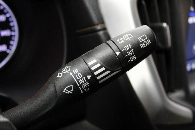 Certified 2020 GMC Terrain SLE FWD image 24