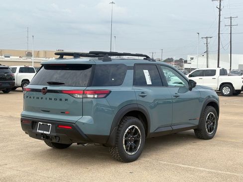 New 2026 Nissan Pathfinder Rock Creek image 6
