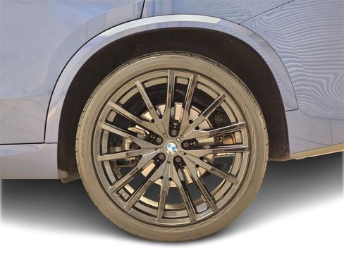 Used 2022 BMW X5 xDrive40i w/ M Sport Package image 13