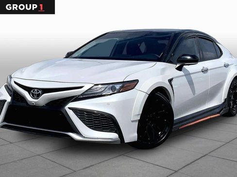 Used 2021 Toyota Camry XSE w/ Navigation Package FWD image 1
