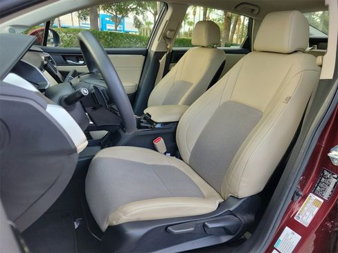 Used 2018 Honda Clarity Plug-In Hybrid image 16