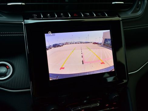 New 2025 Jeep Grand Cherokee L Altitude image 51