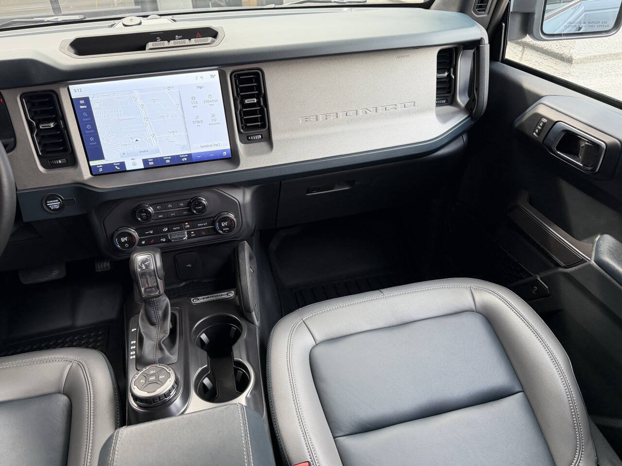 Used 2024 Ford Bronco Outer Banks AWD/4WD image 23
