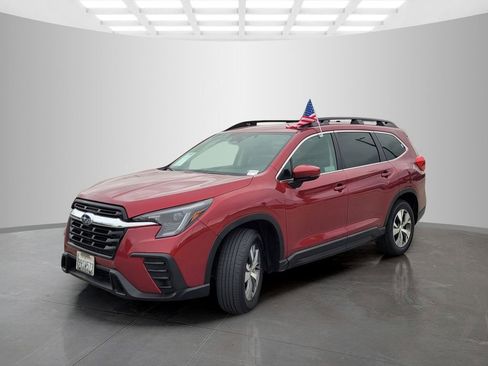 Used 2025 Subaru Ascent Premium AWD/4WD image 8