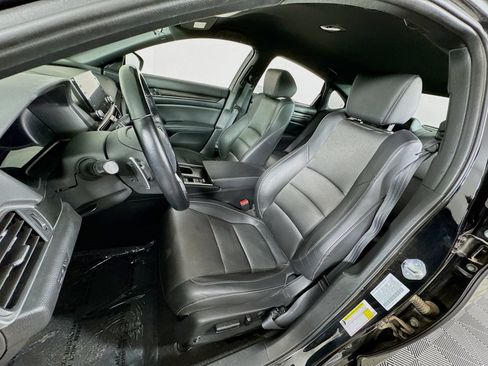 Used 2021 Honda Accord Sport image 12