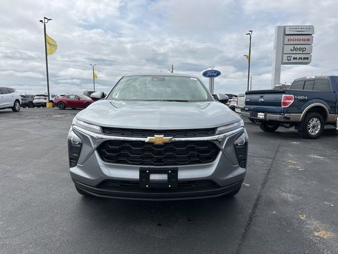 New 2026 Chevrolet Trax LS w/ LS Convenience Package image 15