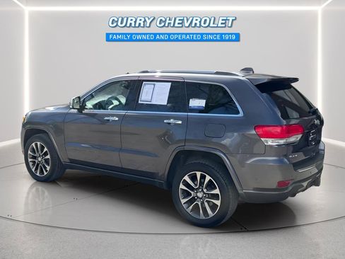Used 2018 Jeep Grand Cherokee Overland AWD/4WD image 10