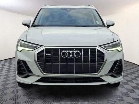 Used 2025 Audi Q3 2.0T Premium Plus w/ Premium Plus Package image 2