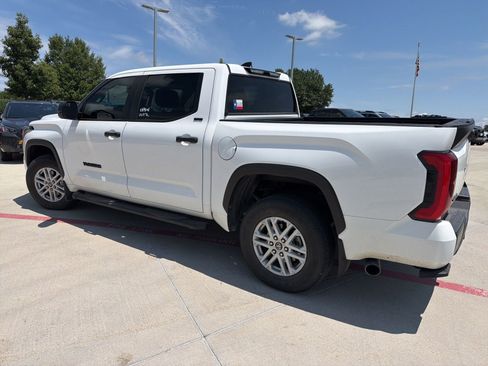 Used 2024 Toyota Tundra SR5 AWD/4WD image 2