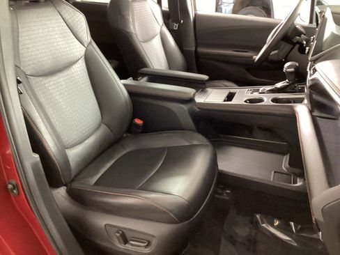 Used 2021 Toyota Sienna XSE FWD image 21