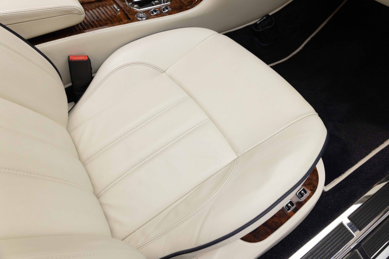 Used 2008 Bentley Arnage R RWD image 24