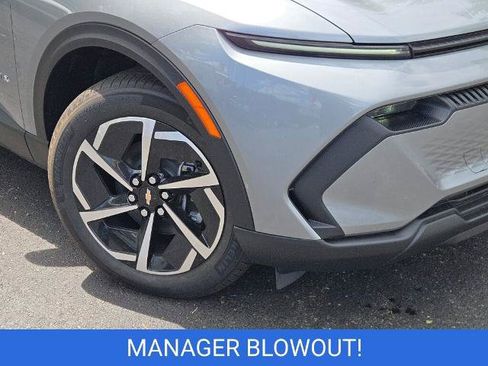 New 2026 Chevrolet Equinox EV LT FWD image 4