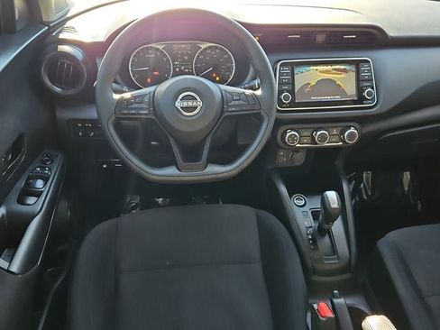Used 2024 Nissan Kicks S image 14
